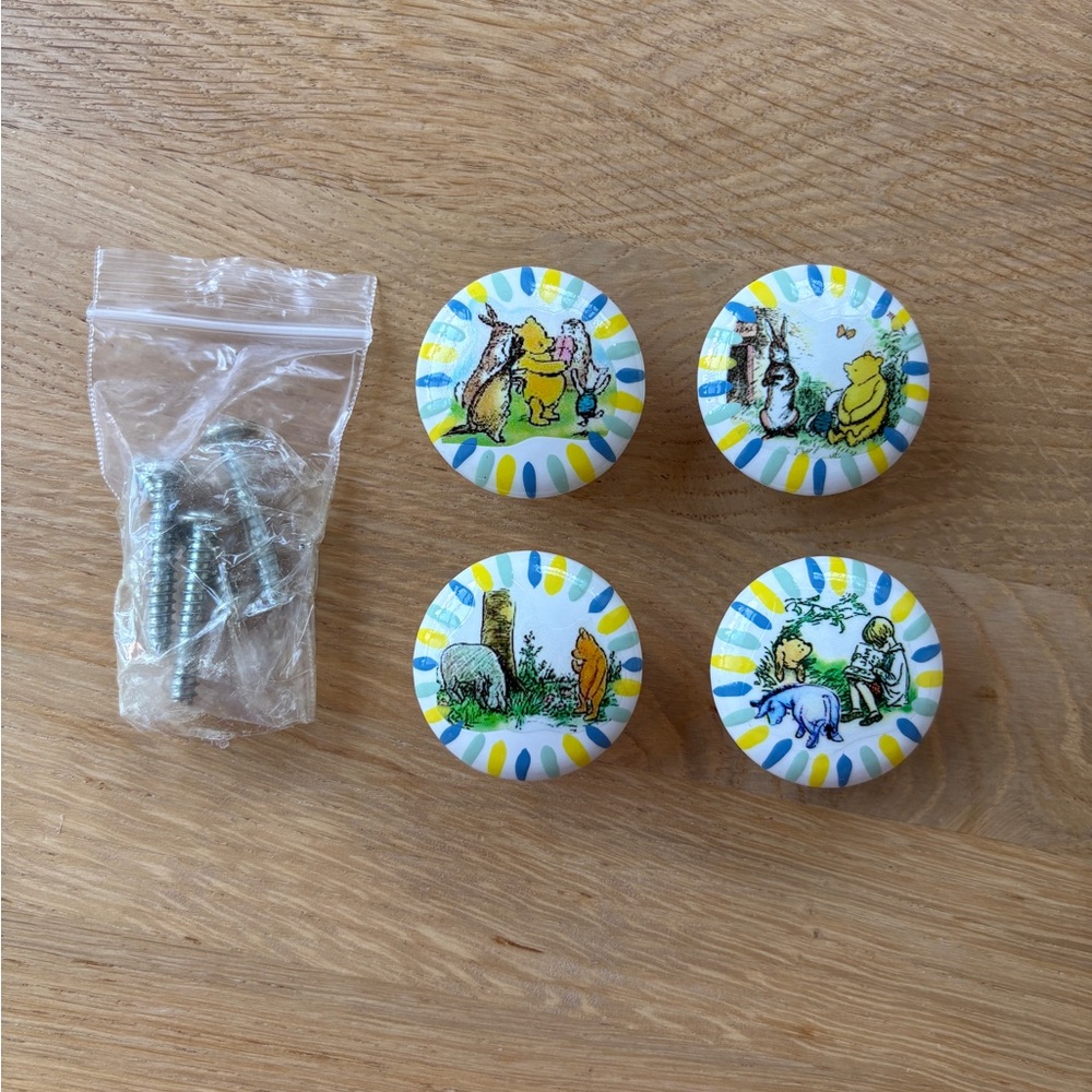 Vintage Classic Pooh Wood Knobs
